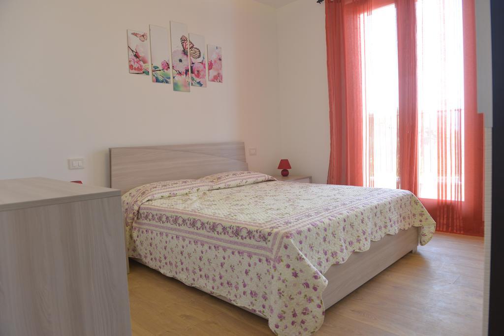 Villa Artemia Manerba del Garda Rum bild